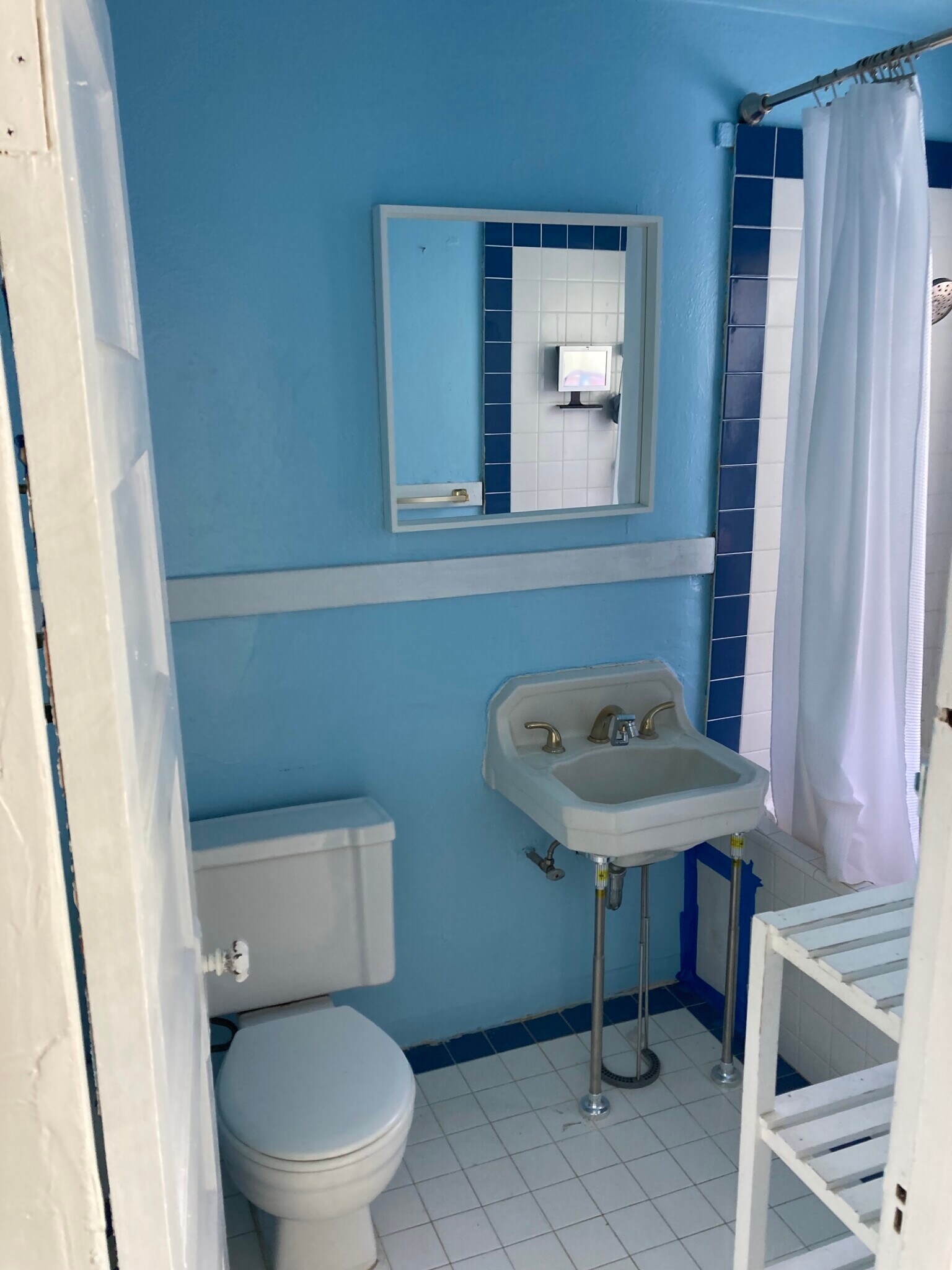 Building Photo - 224 24th St