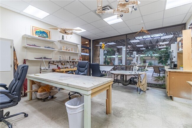 Building Photo - 7402 Lake Breeze Dr
