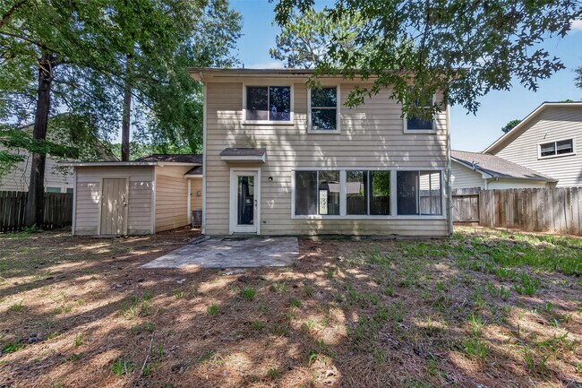 Building Photo - 18174 Woodsdale Ct