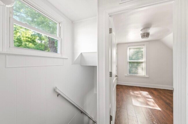 Building Photo - 4200 Homer Ave