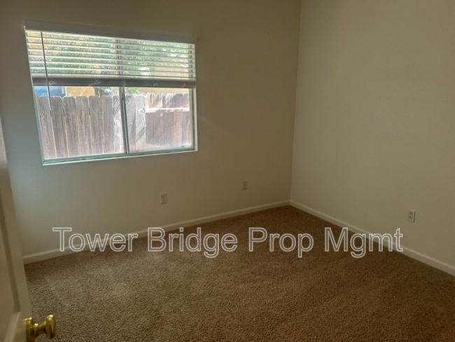 Building Photo - 3163 White Fish Bay St