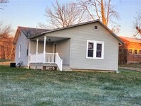 Building Photo - 5085 Frazeysburg Rd