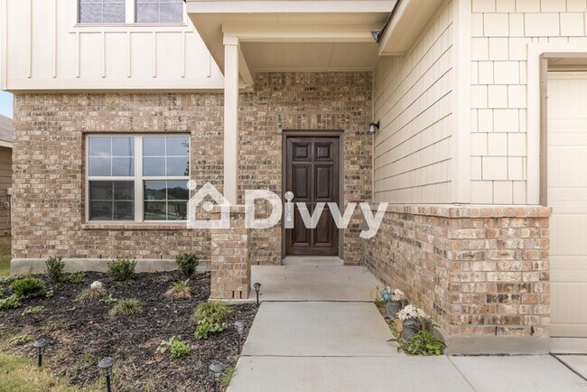 Building Photo - 736 Stonemanor Bay, Seguin, TX 78155, USA