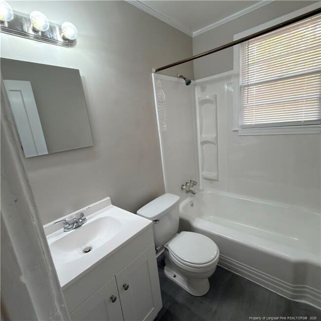 Building Photo - 1112 Acorn St