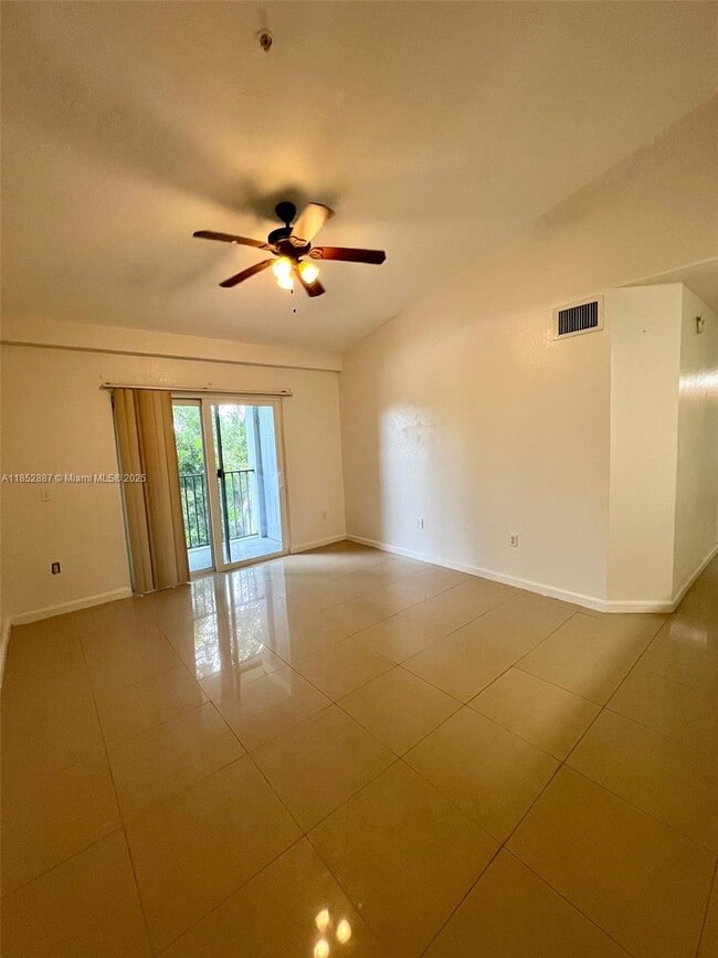 Building Photo - 15400 SW 284th St