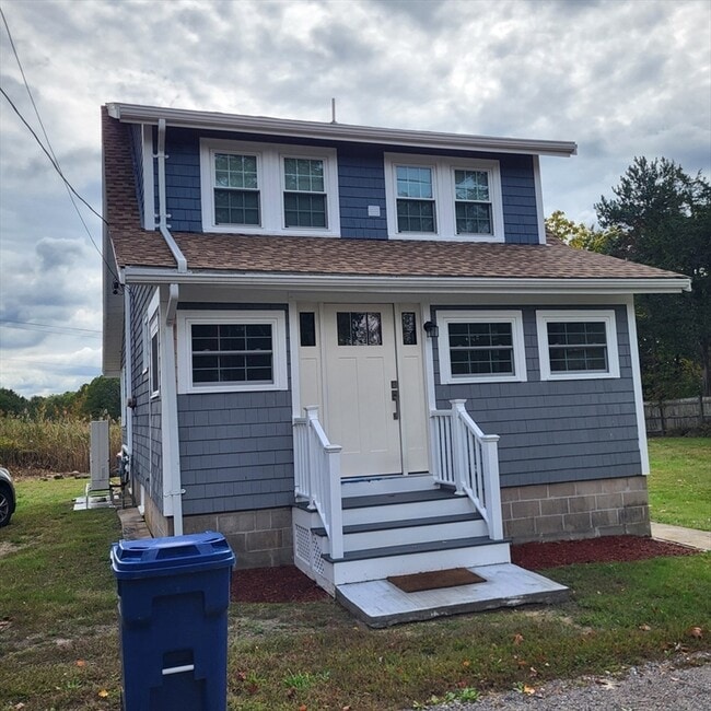 Building Photo - 14 McKinley St