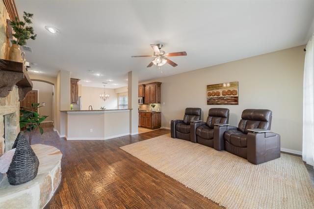 Building Photo - 2116 Chambers Dr