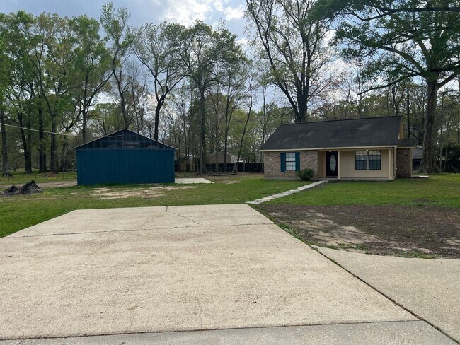 Building Photo - 9250 Lockhart Rd