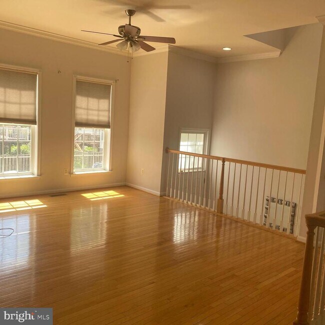 Building Photo - 13030 Greg Roy Ln