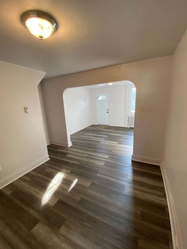 Building Photo - Charming 3 BR /2 BA Home in Lancaster City