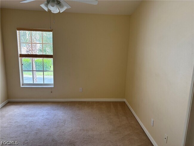 Building Photo - 8271 Village Edge Cir