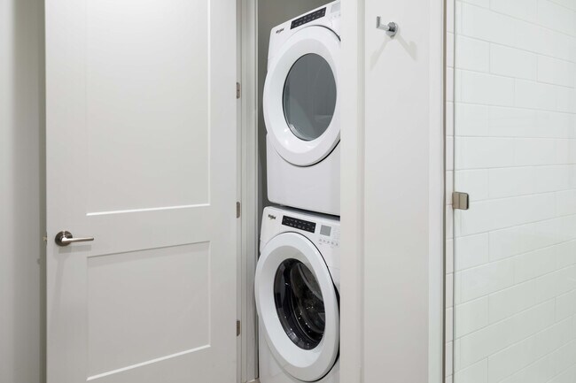 E Floorplan Laundry - St. Andrie At Buffalo Heights