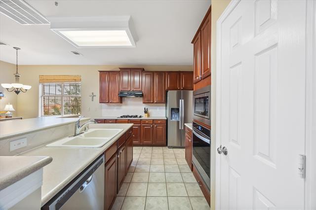 Building Photo - 619 Loch View Ct