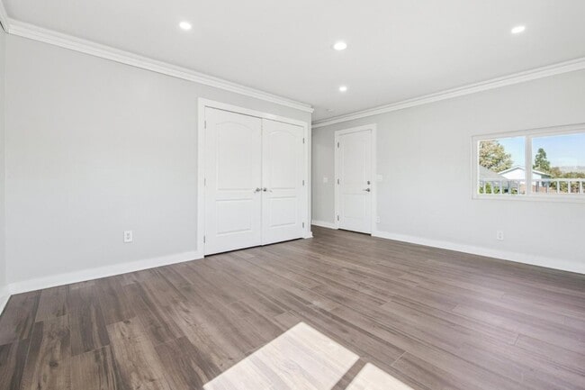 Building Photo - 6134 Fair Ave