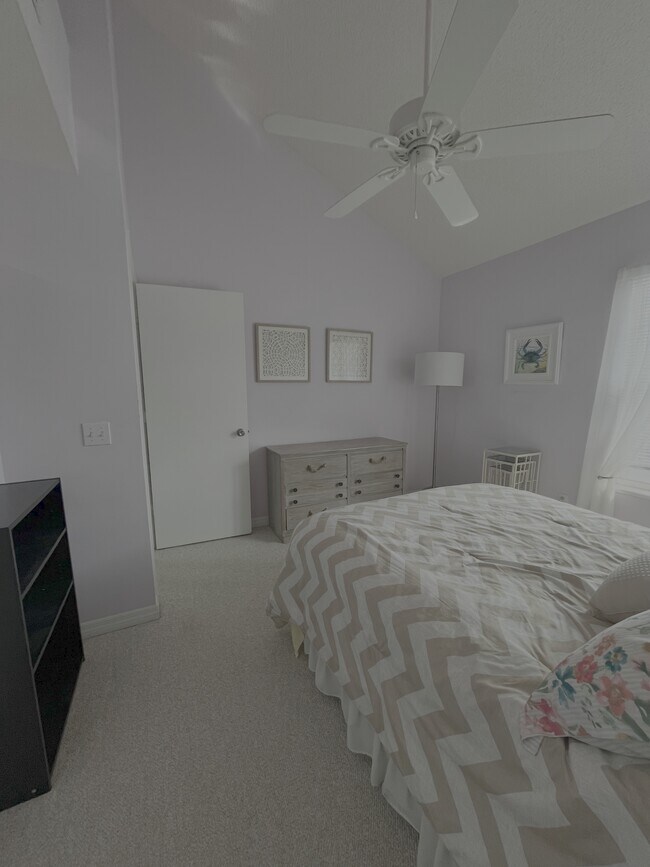 Building Photo - 1924 Westminster Cir