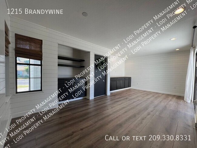 Building Photo - 1215 Brandywine-