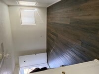 Building Photo - Griegos