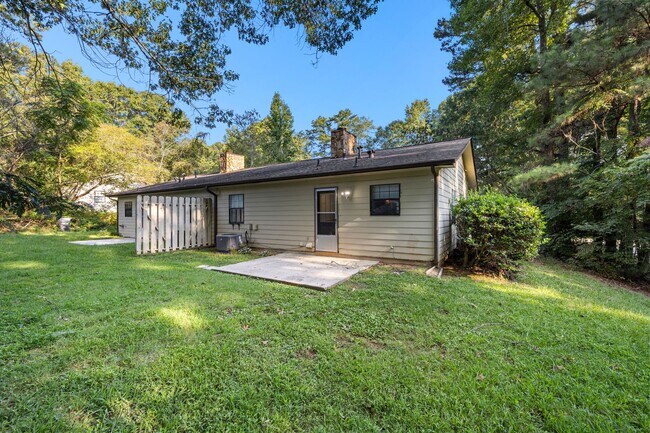 Building Photo - 129 Valleywood Rd