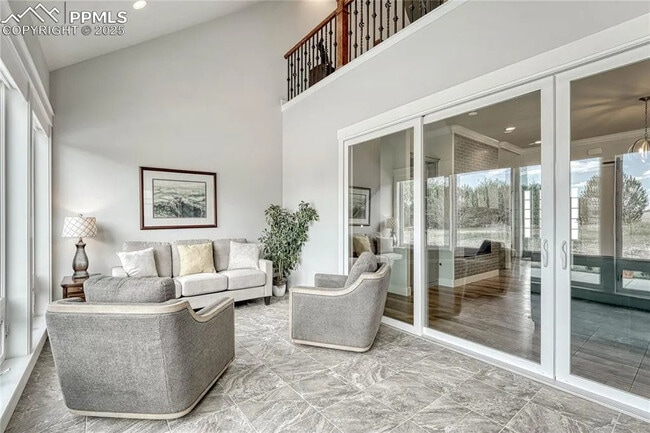 Building Photo - 1183 2nd St