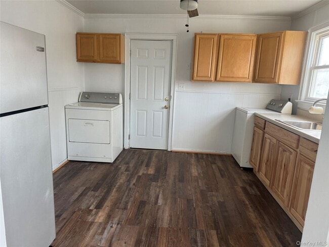 Building Photo - 3 Kavalec Ln