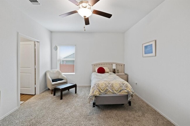 Building Photo - 7116 Spirit Hill Rd