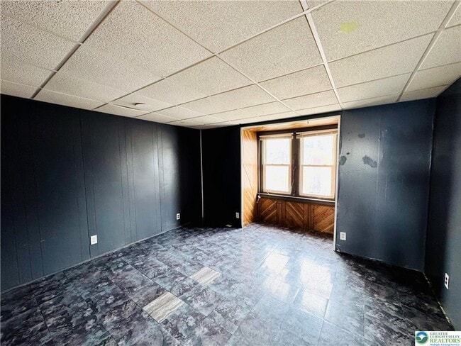 Building Photo - 637 N Penn St