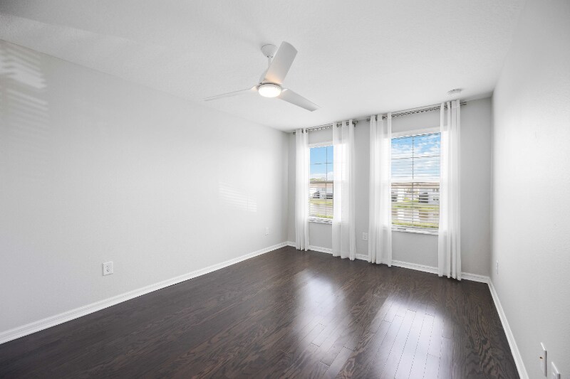 Building Photo - 3040 Via Sienna Cir
