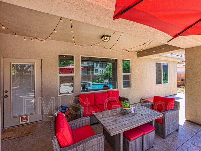 Building Photo - 2478 E Springs Dr