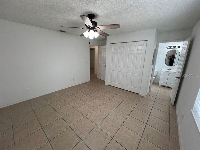 Building Photo - 2773 Cypress Dr