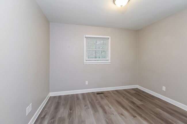 Building Photo - 209 Nila Dawn Ave