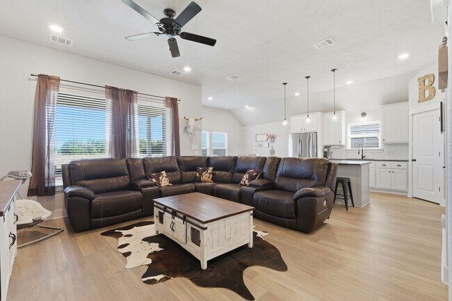 Building Photo - 173 Brazos Bnd