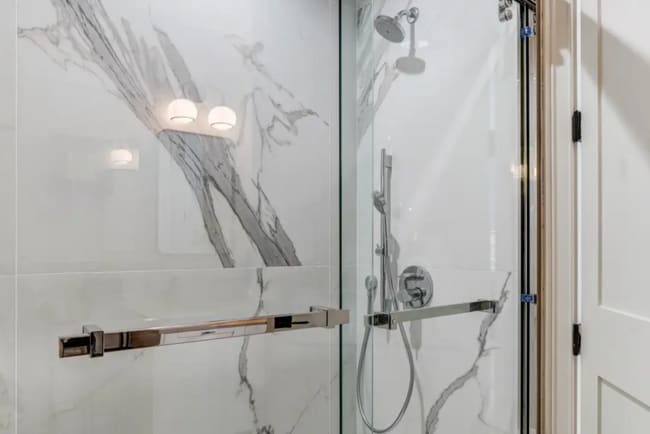 Building Photo - 5768 W 3rd St