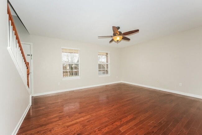 Building Photo - 2010 Slayton Dr