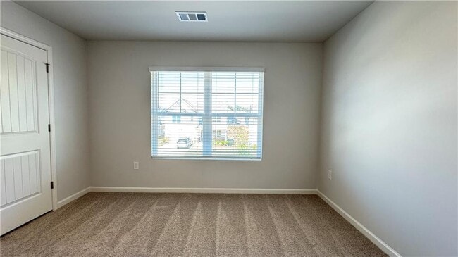 Building Photo - 61 Biltmore Pl