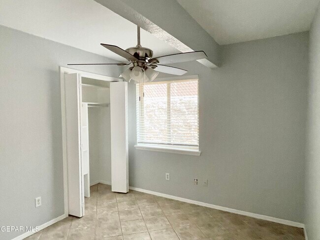 Building Photo - 11417 Rex Baxter Dr