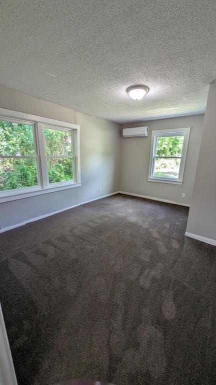 Building Photo - 515 W Gault St