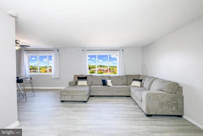 Building Photo - 614 Sligo Ave