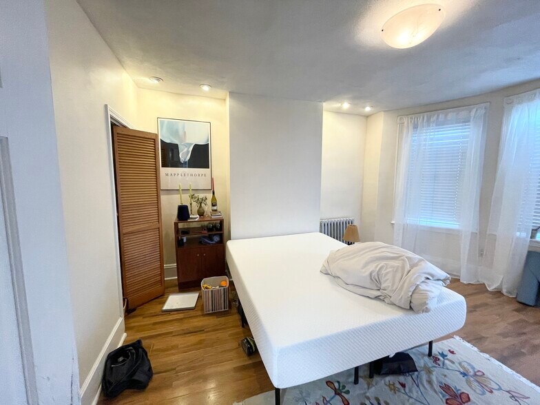 Building Photo - 860 Huntington Ave