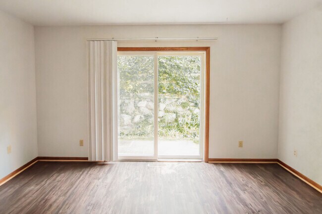 Building Photo - 3052 Acker St