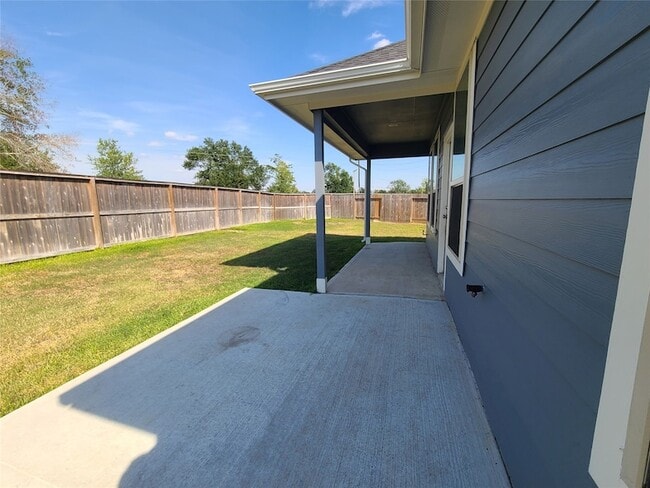 Building Photo - 7402 Arabian Moon Trail