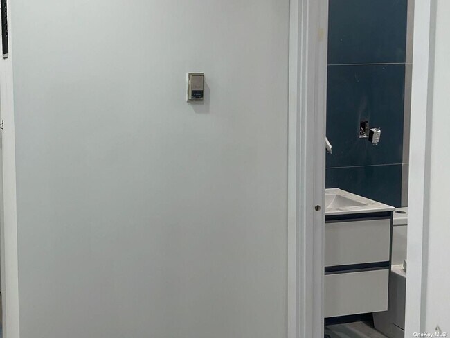 Building Photo - 52-19-52103 103rd St