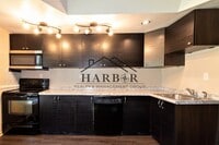 Building Photo - Spacious 2-Bedroom Living in the Heart of Rochester