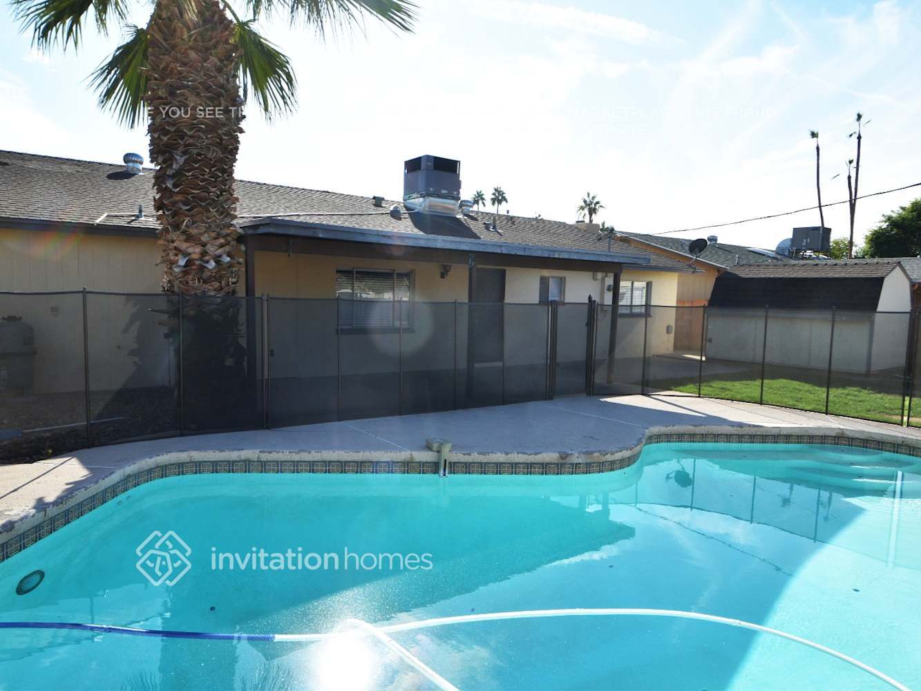 Building Photo - 4142 W Royal Palm Rd