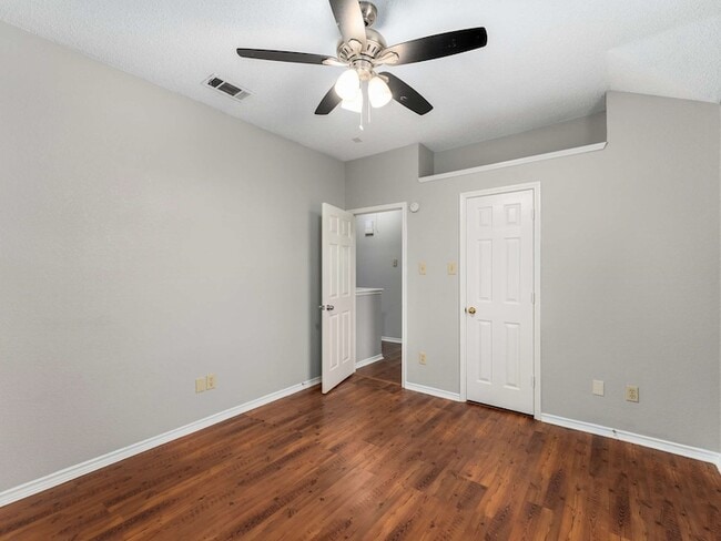Building Photo - 7010 Graham Dr