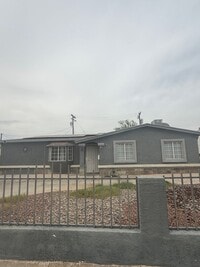 Building Photo - 426 Southwind Dr