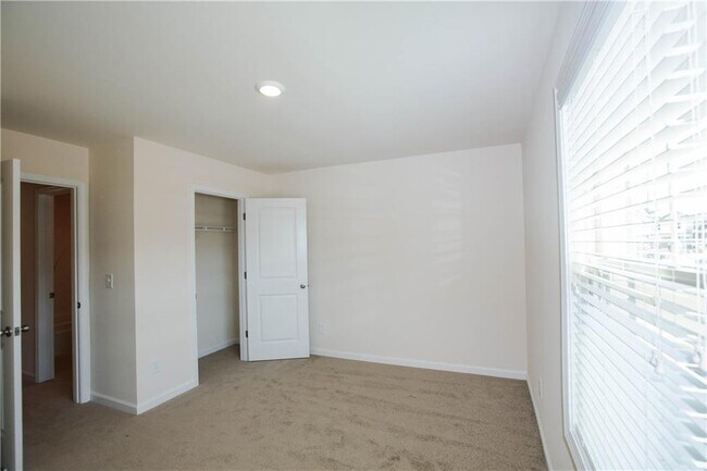 Building Photo - 4295 Almanor Cir