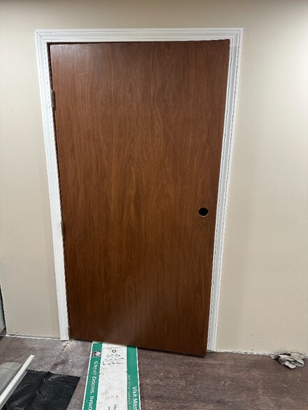 Building Photo - 1134 Birchmont Dr NE