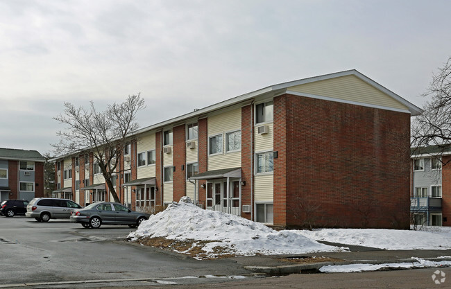 Primary Photo - Bowdoin Street Apartments