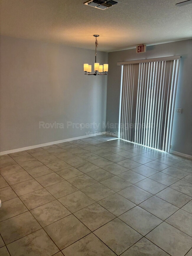 Building Photo - 5124 Crown Hvn Dr