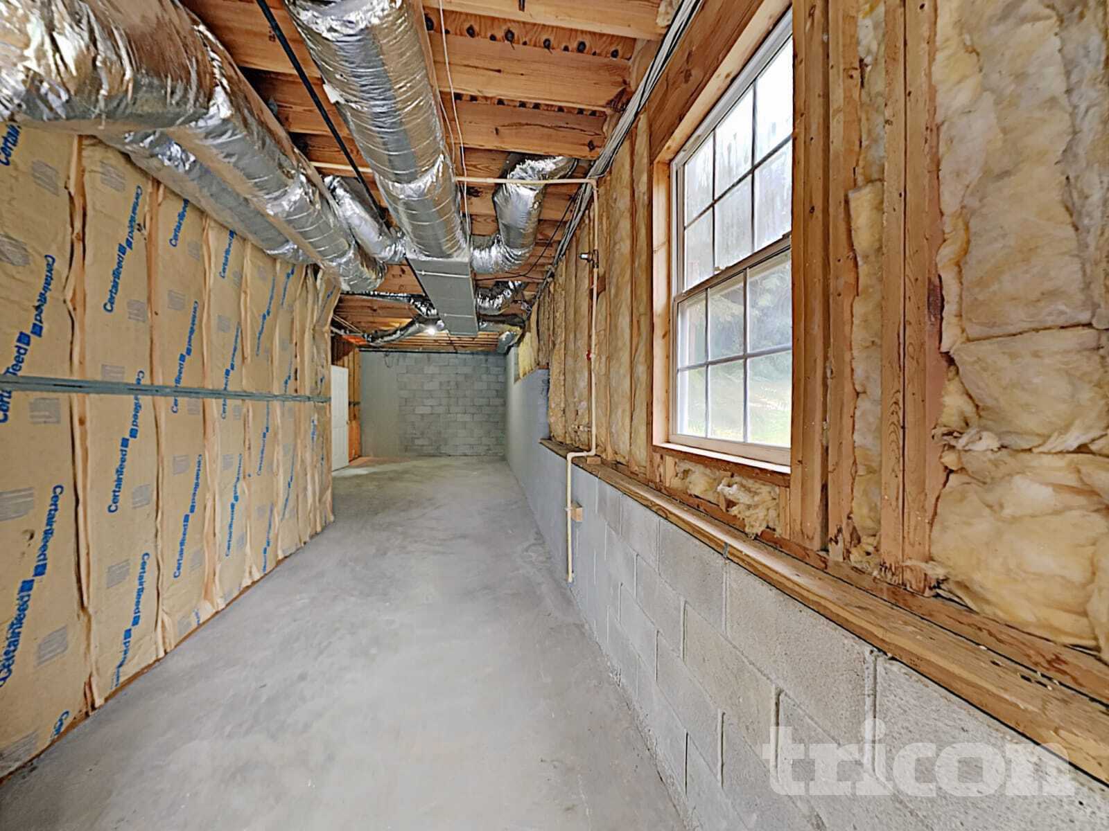 Building Photo - 2331 Sandspring Dr SW